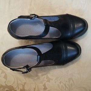 Mary Jane platform chunky shoes